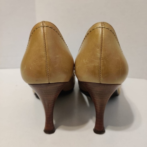 TED BAKER Loafer Buckle Stitched‎ Leather Heels Women's 6 Round Toe Shoes Beige - Picture 10 of 14